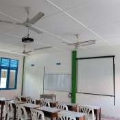 Kamadhoo School Installs multimedia projectors and screens in classrooms